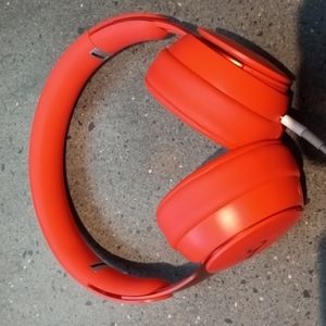 Head phones